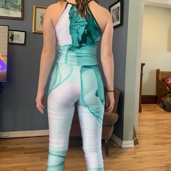 Water-ish print leotard for solo dance in turquiose and white - Picture 2 of 2